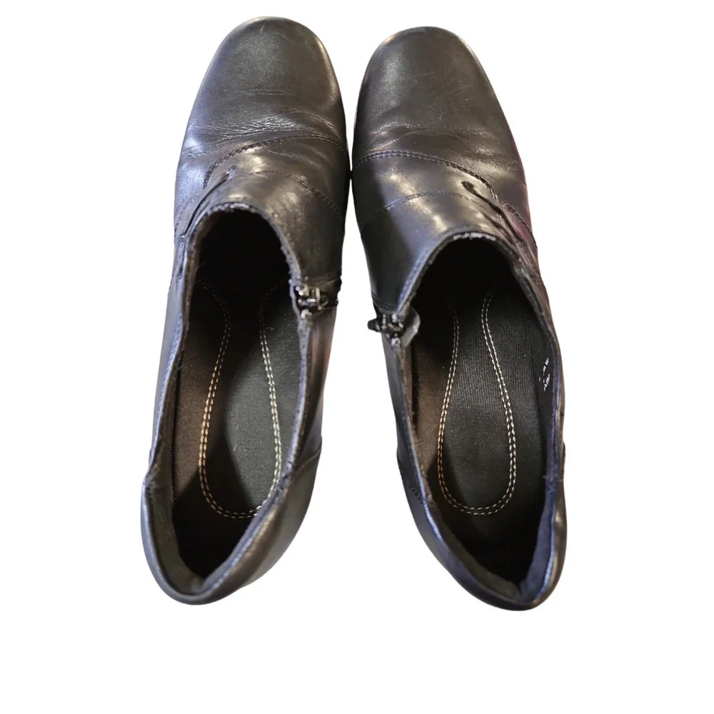 Clarks Bendables Black Leather Side Zip Heeled‎ Ankle Boots Sz 9.5